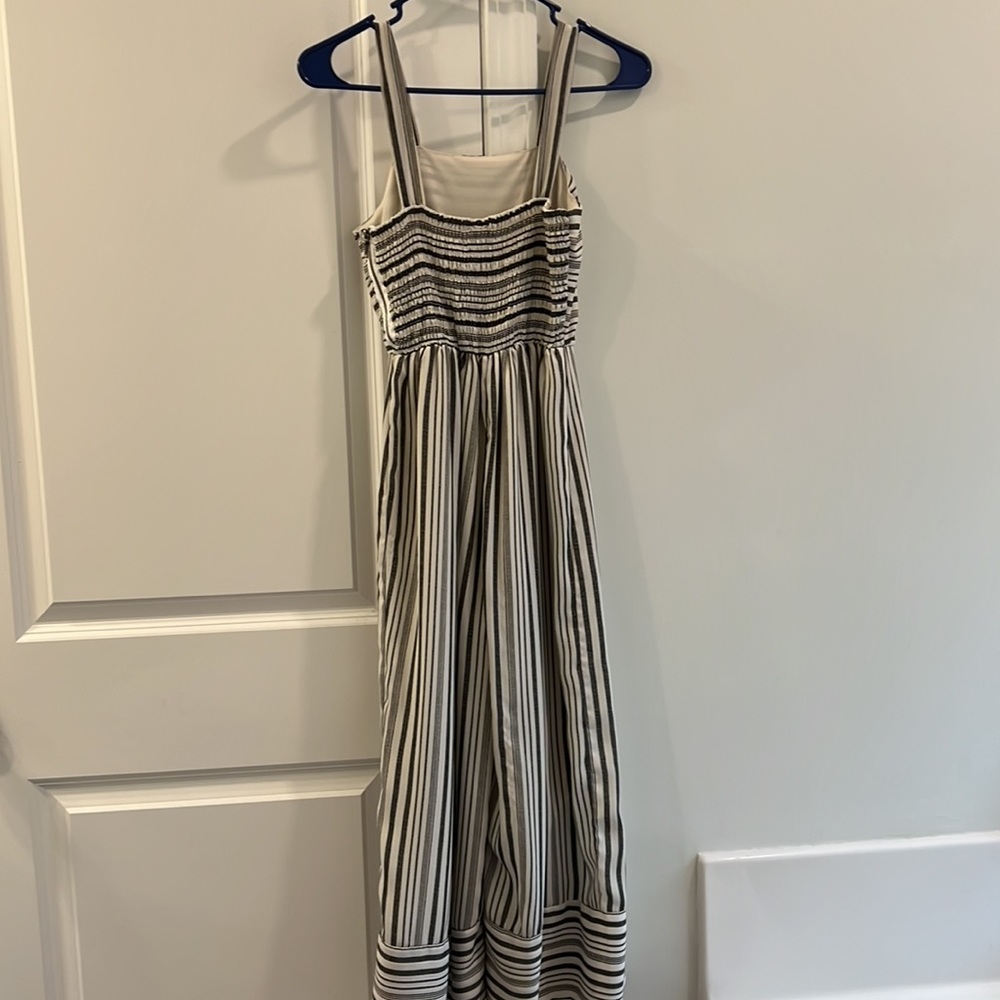 Jumpsuit - Picture 6 of 7